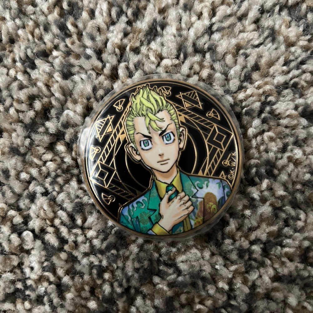 Tokyo Revengers Can Badge from Japan